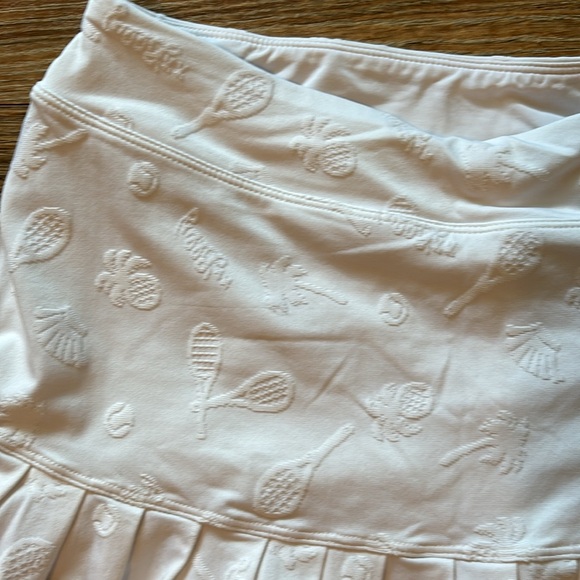 Lilly Pulitzer Luxletic tennis skort - Picture 3 of 11